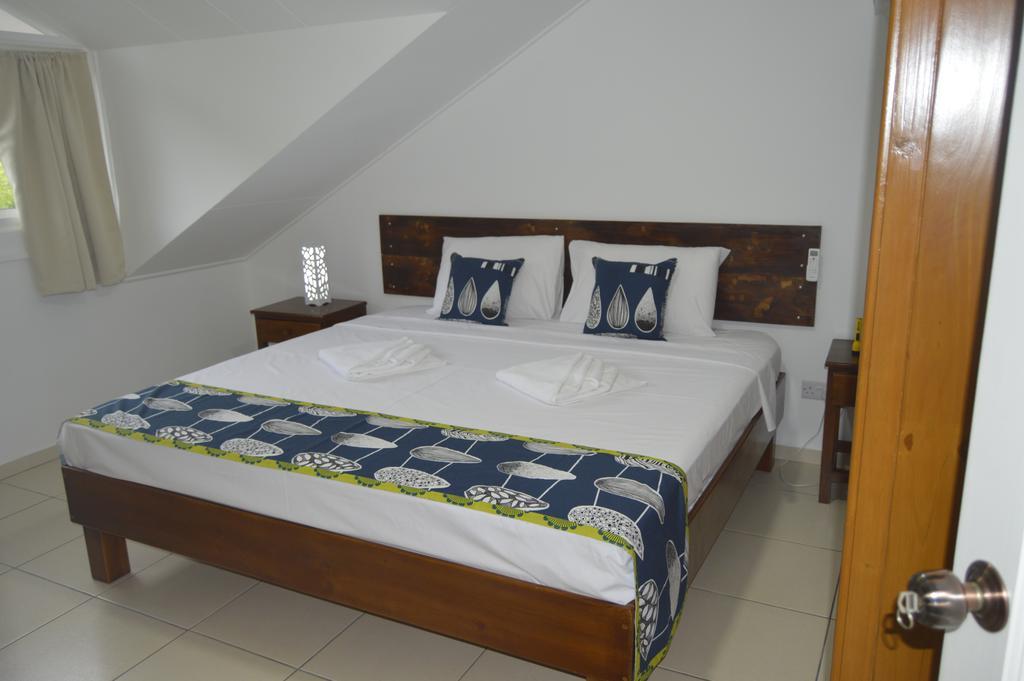 Chez Payet Airport Guesthouse Pointe La Rue Esterno foto